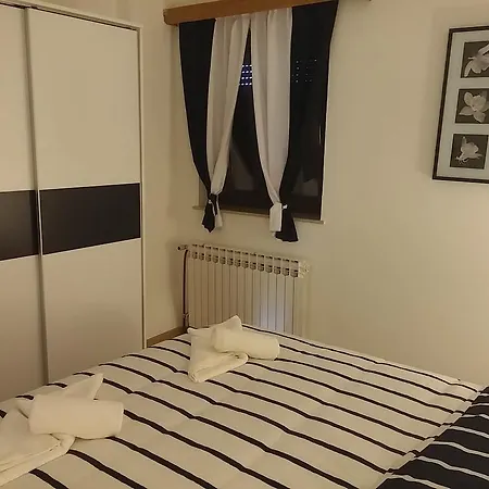 Apartment Rosandic Smoljanac Buitenkant foto