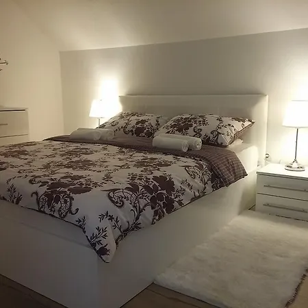 Apartment Rosandic Smoljanac Buitenkant foto