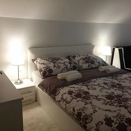 Apartment Rosandic Smoljanac Buitenkant foto
