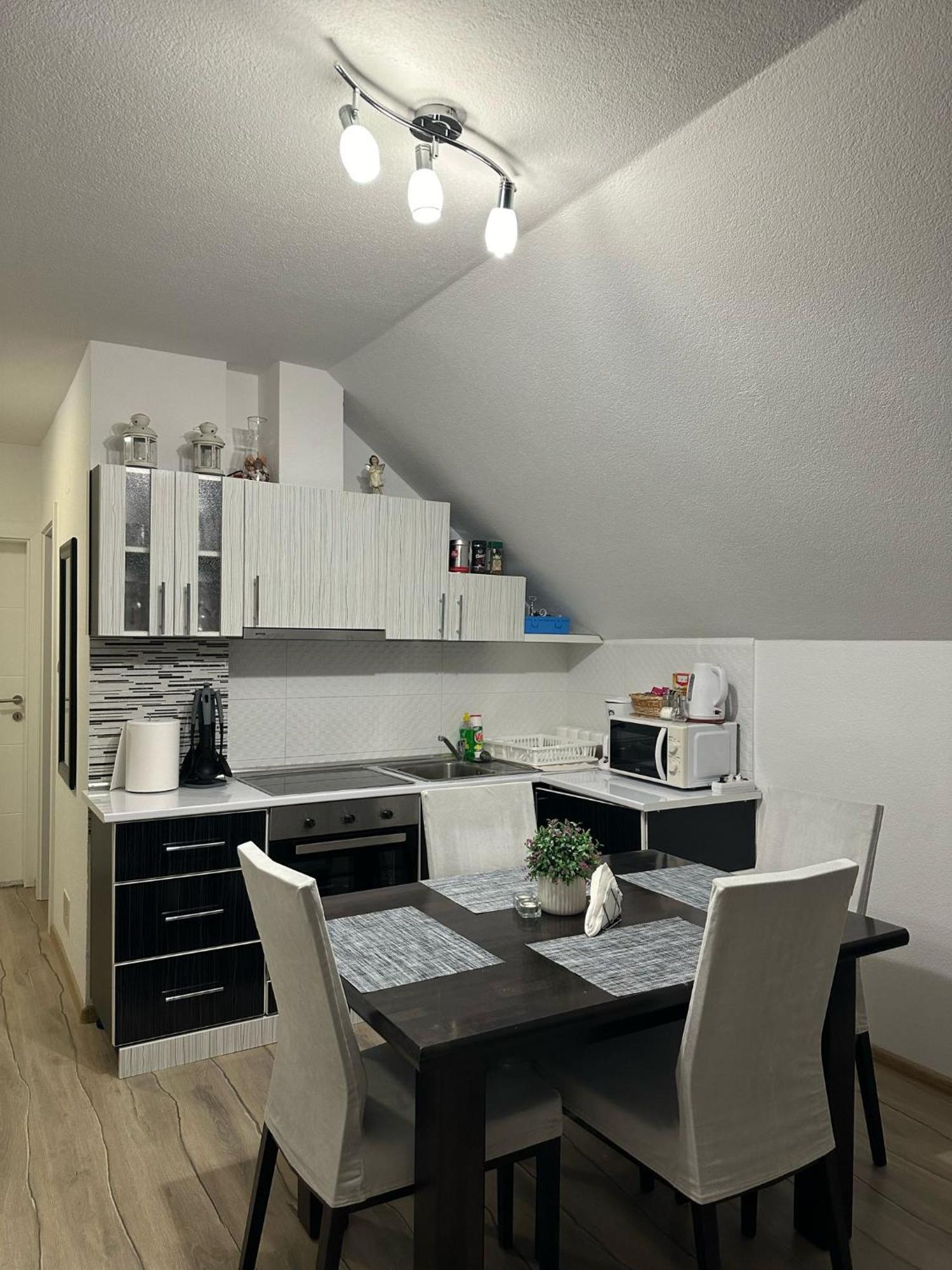 Apartment Rosandic Smoljanac